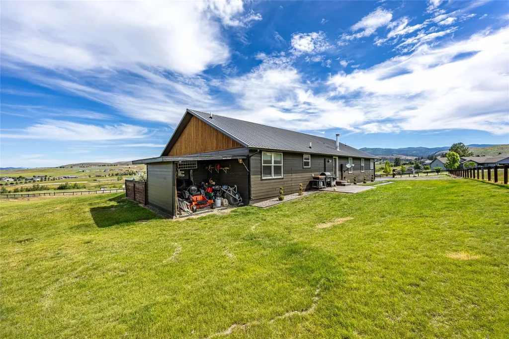 1067 Molly Joanne Lane Florence MT 59833