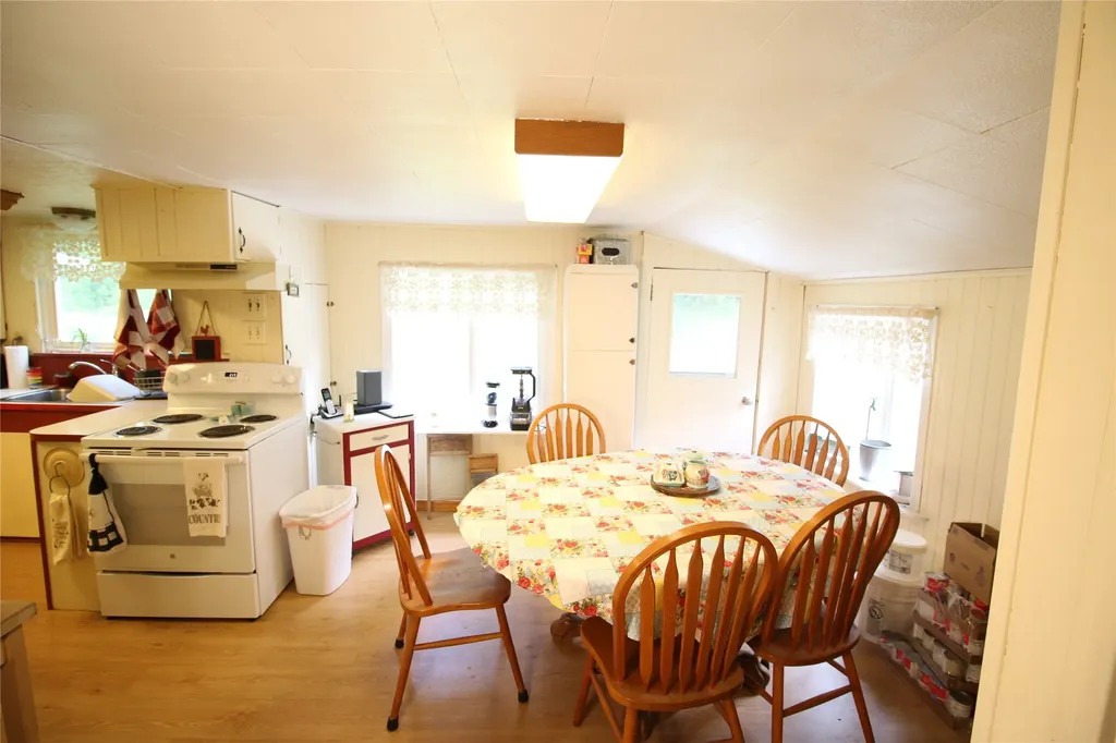 6350 Pine Cone Drive Clinton MT 59825