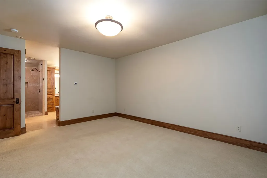 5675 Us Highway 93 S Somers MT 59932