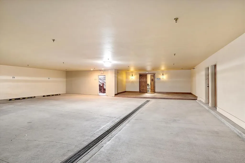 5675 Us Highway 93 S Somers MT 59932
