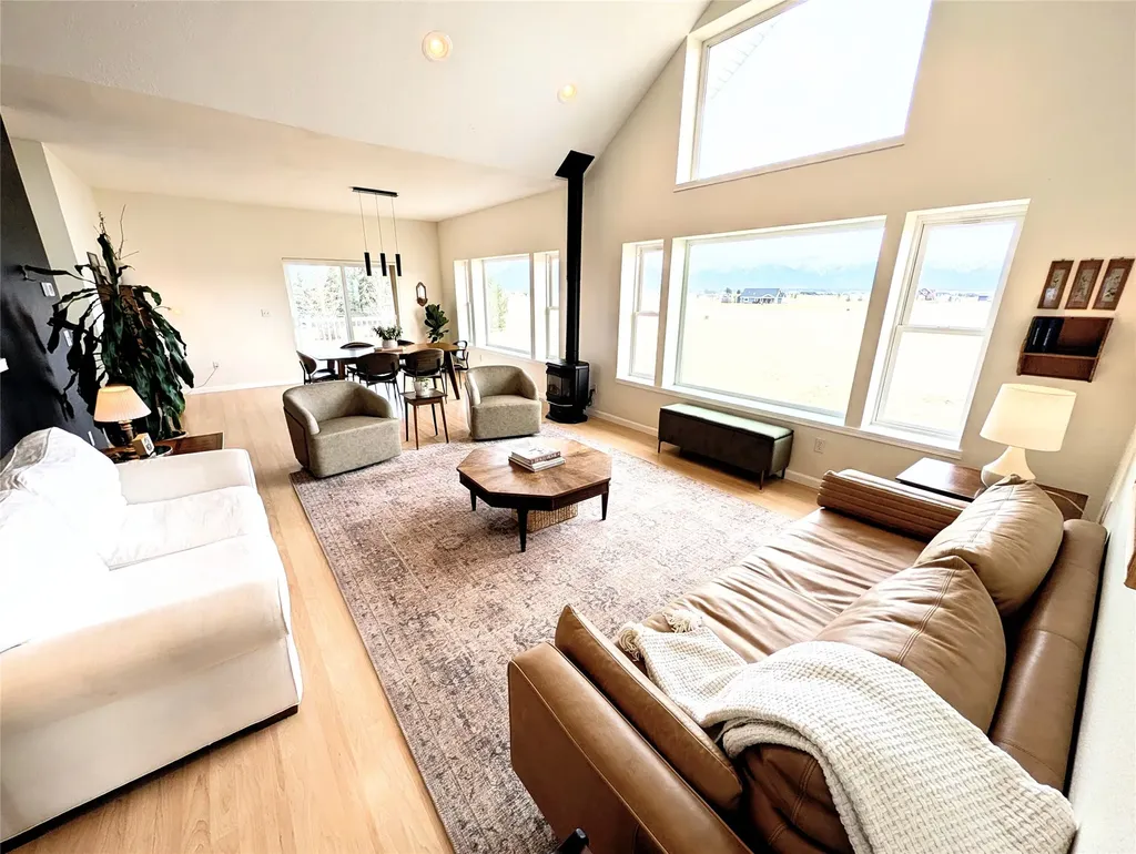33 Staggerwing Landing Kalispell MT 59901