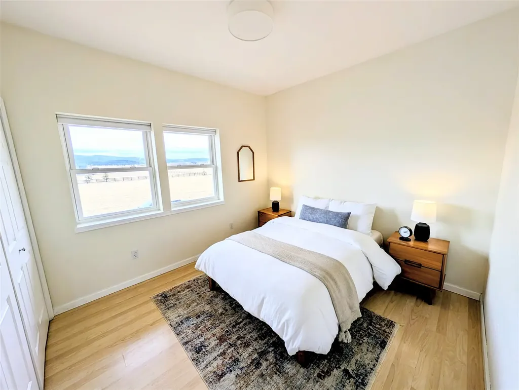 33 Staggerwing Landing Kalispell MT 59901