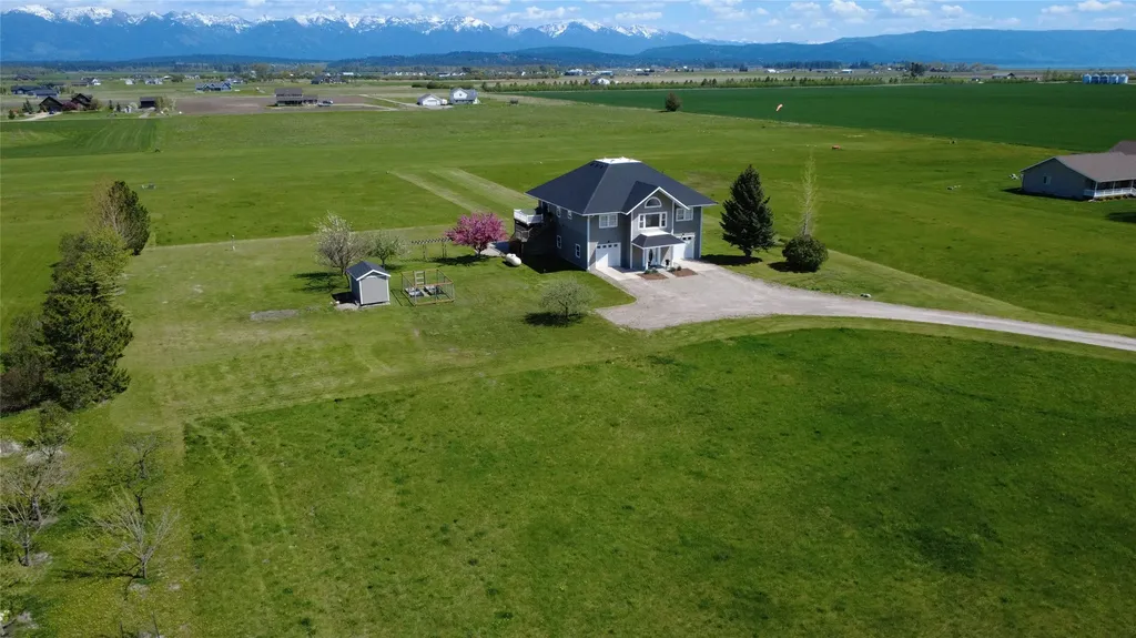 33 Staggerwing Landing Kalispell MT 59901
