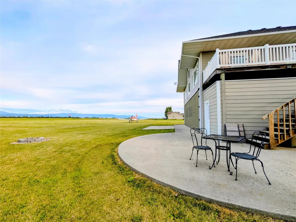 33 Staggerwing Landing Kalispell MT 59901