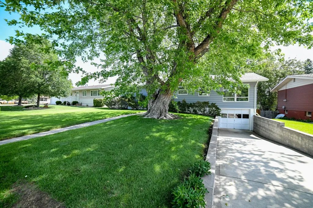705 50th Street S Great Falls MT 59405