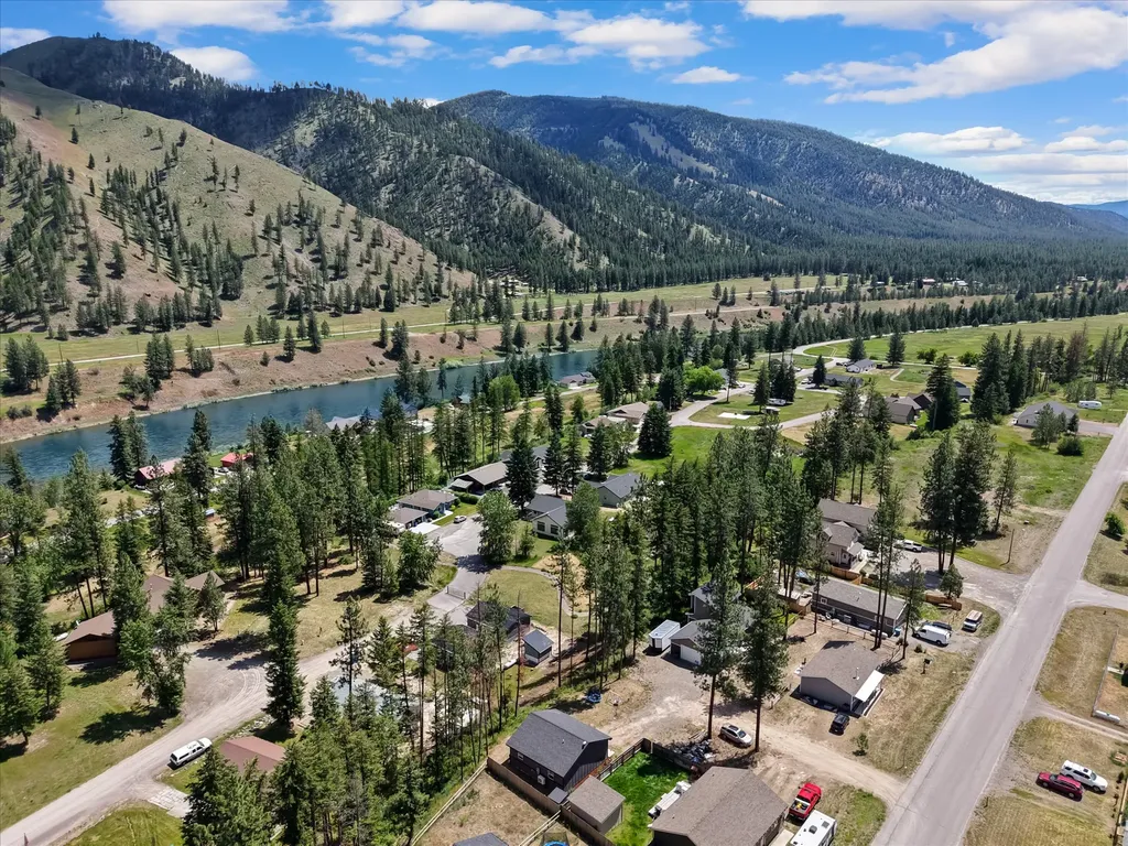 305 Alces Court Superior MT 59872