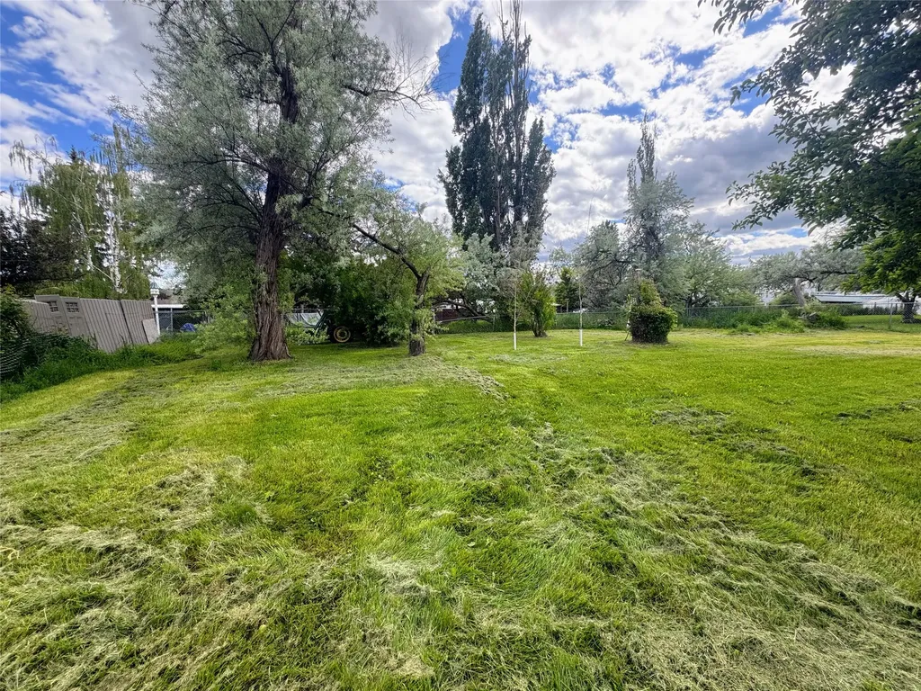 1813 Stag Lane Kalispell MT 59901