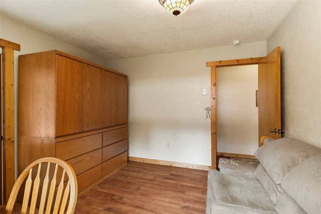 9560 Us Highway 2 N Troy MT 59935