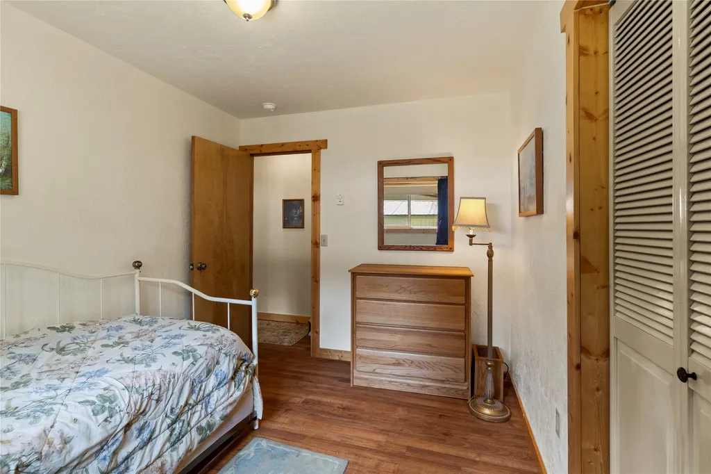 9560 Us Highway 2 N Troy MT 59935