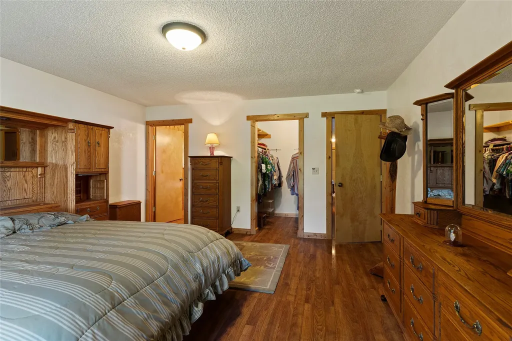 9560 Us Highway 2 N Troy MT 59935