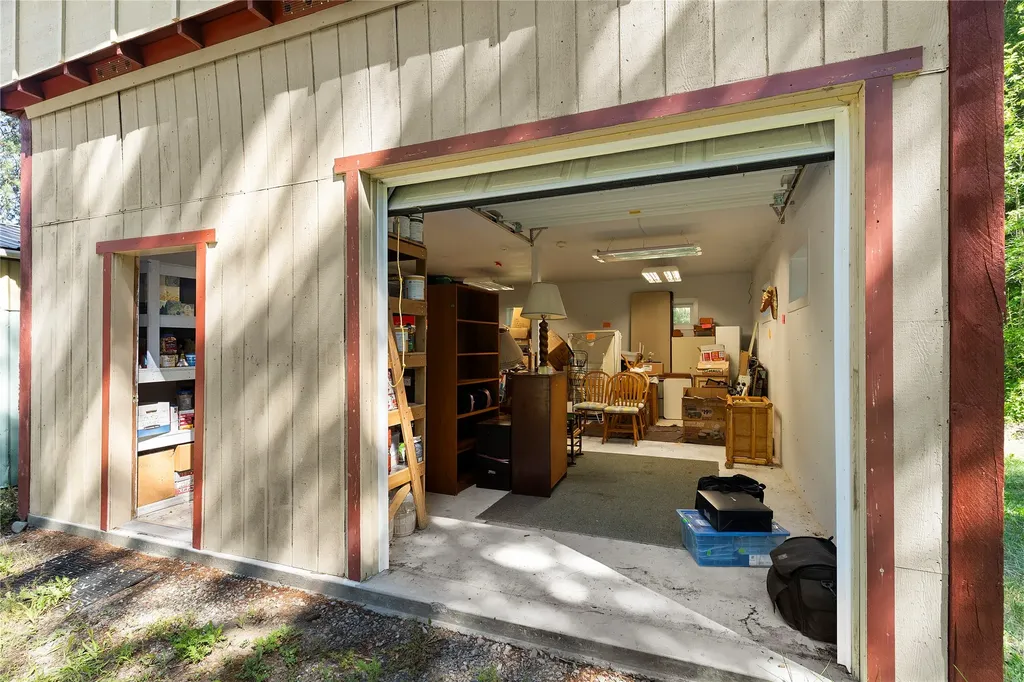 9560 Us Highway 2 N Troy MT 59935