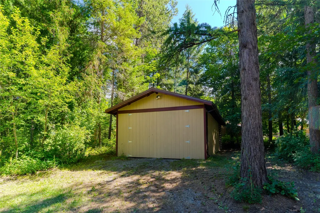 9560 Us Highway 2 N Troy MT 59935