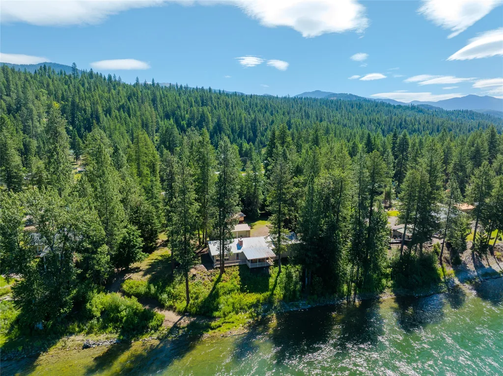 9560 Us Highway 2 N Troy MT 59935