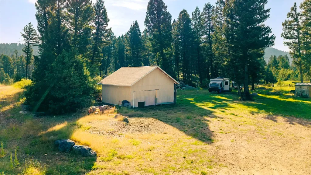 10 Jackleg Lane Philipsburg MT 59858
