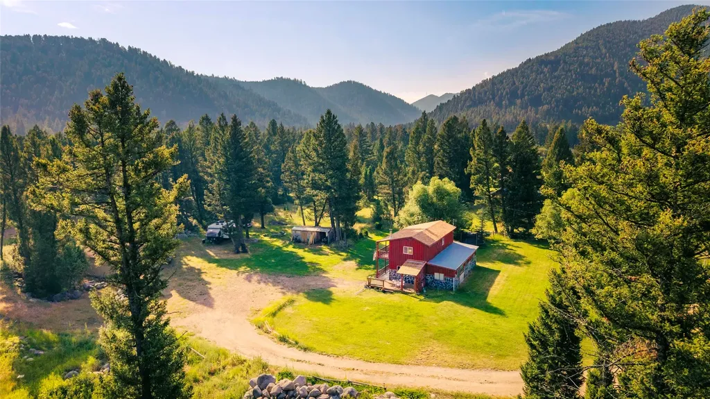 10 Jackleg Lane Philipsburg MT 59858