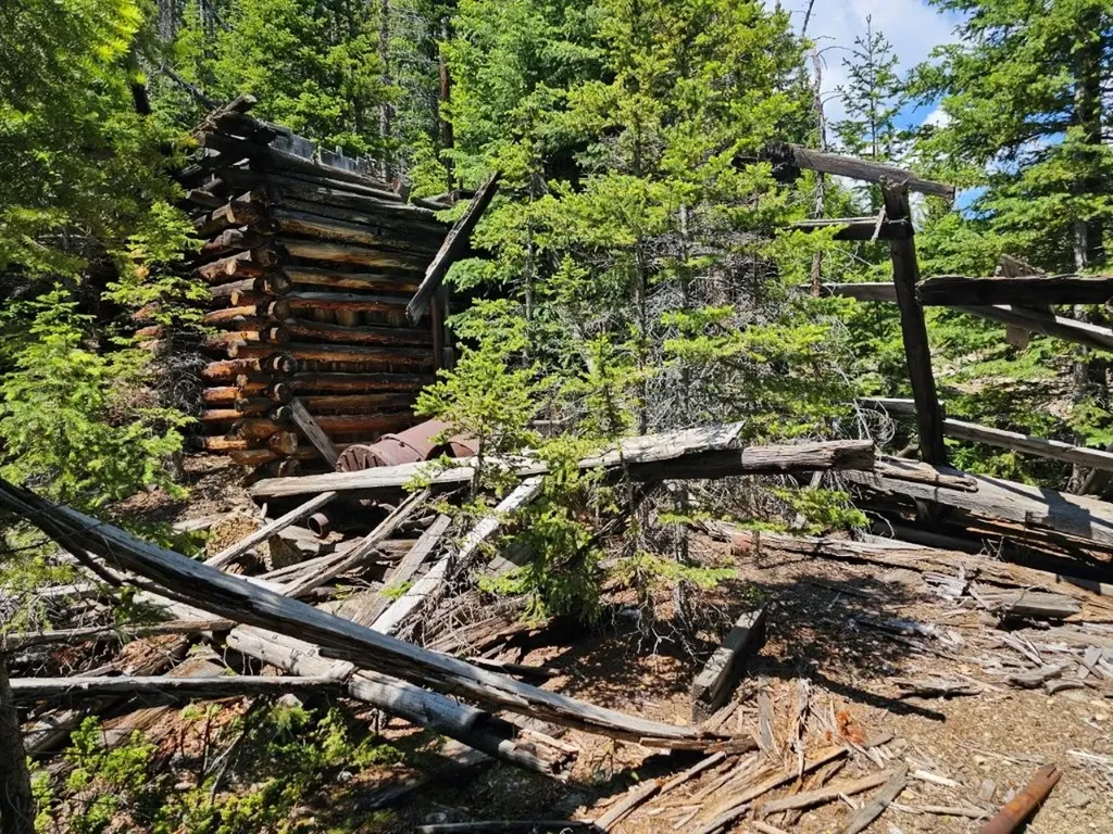 Crow Bar Indian Creek Road Townsend MT 59644