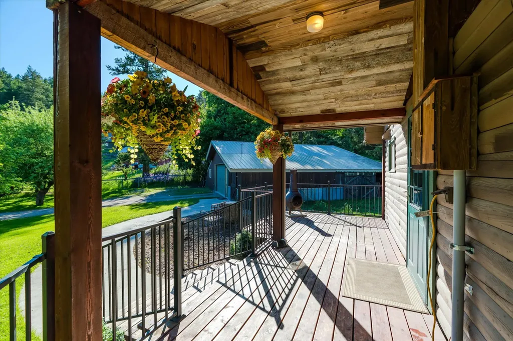 5070 Whitefish Stage Road Whitefish MT 59937
