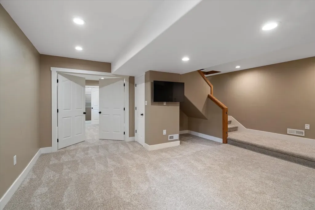 5070 Whitefish Stage Road Whitefish MT 59937