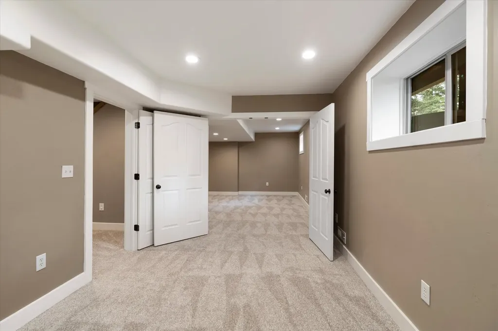 5070 Whitefish Stage Road Whitefish MT 59937