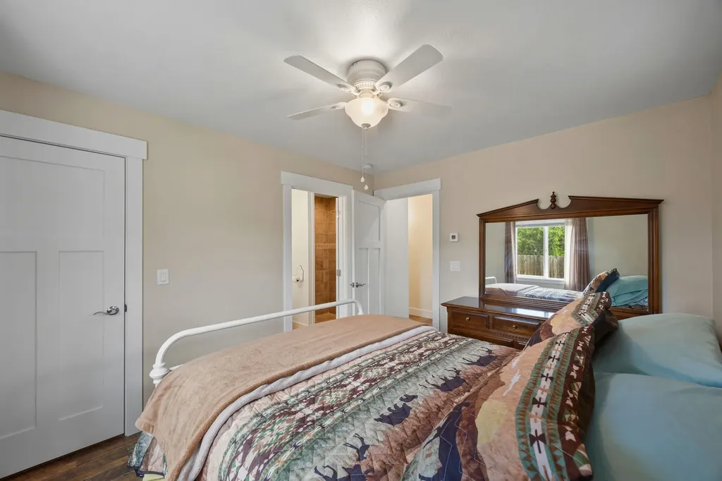 317 E Stanton Street Plains MT 59859
