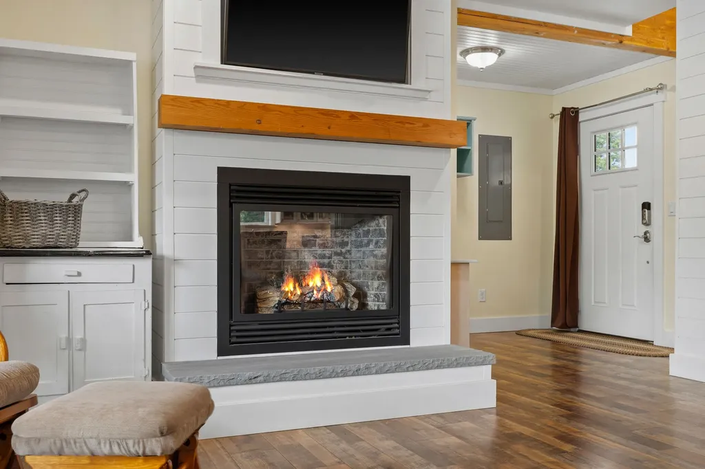 317 E Stanton Street Plains MT 59859