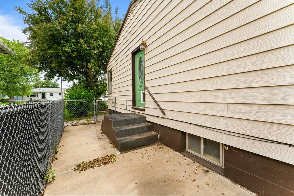 3213 8th Avenue N Great Falls MT 59401
