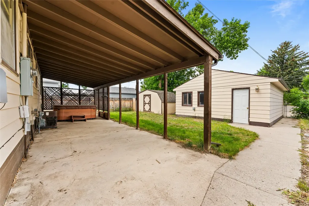 3213 8th Avenue N Great Falls MT 59401