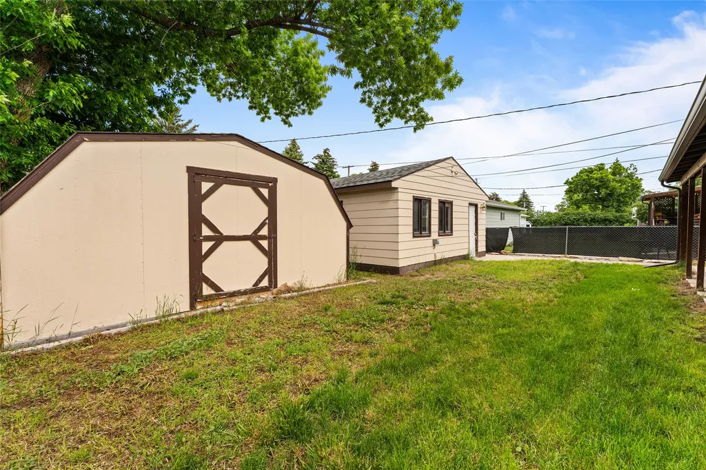 3213 8th Avenue N Great Falls MT 59401