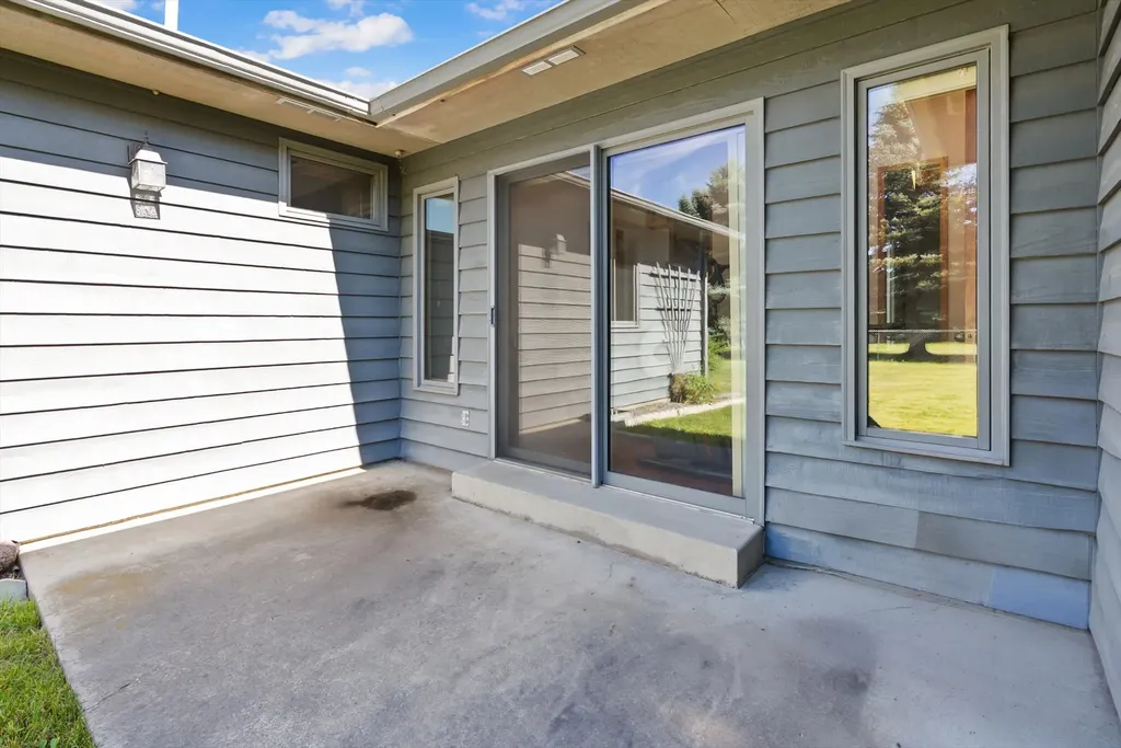 636 Country Way N Kalispell MT 59901
