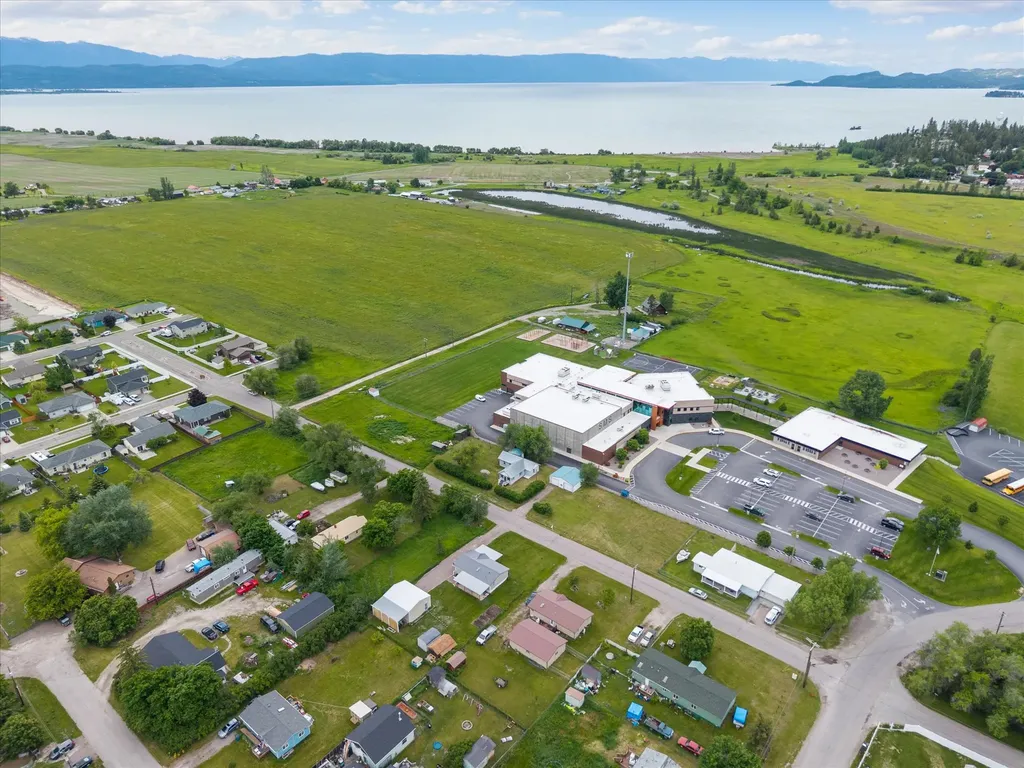 20 Sunnybrook Lane Somers MT 59932