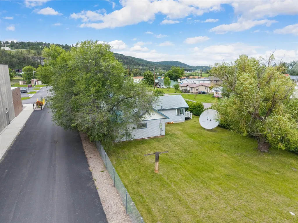 20 Sunnybrook Lane Somers MT 59932