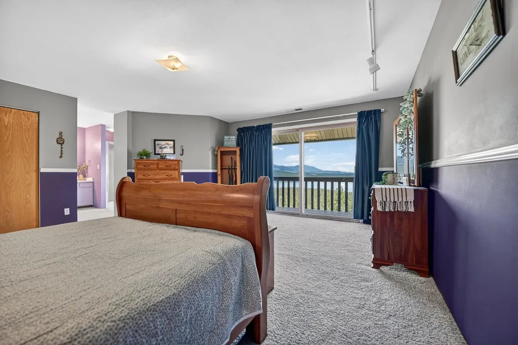 335 Country Lane Rexford MT 59930