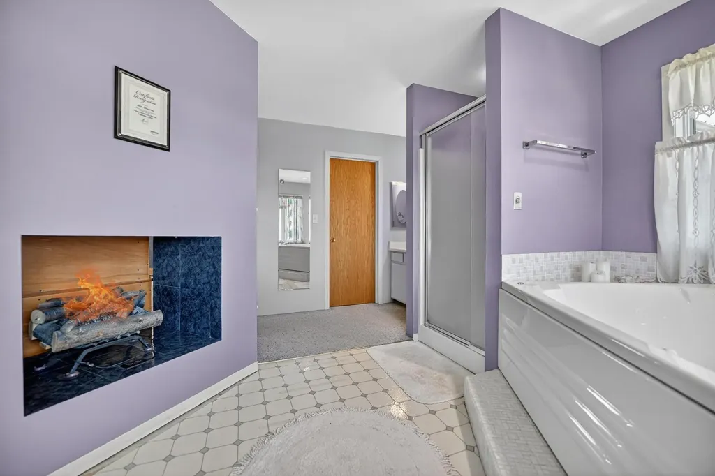 335 Country Lane Rexford MT 59930