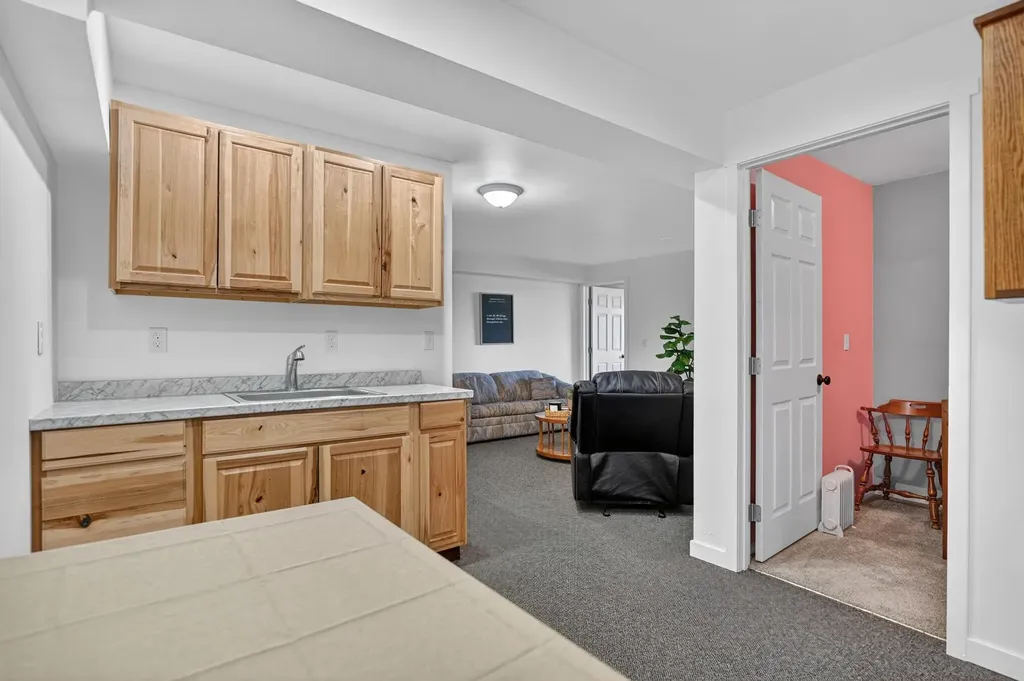 335 Country Lane Rexford MT 59930