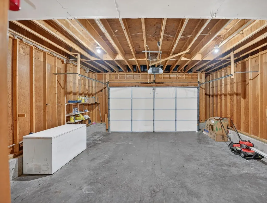 335 Country Lane Rexford MT 59930