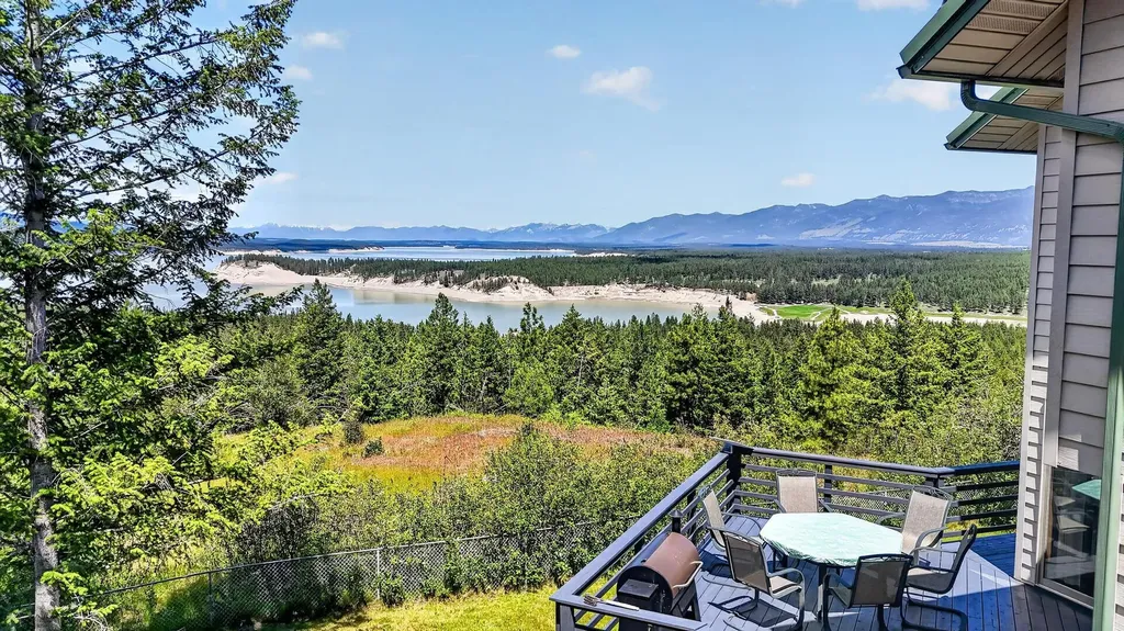 335 Country Lane Rexford MT 59930