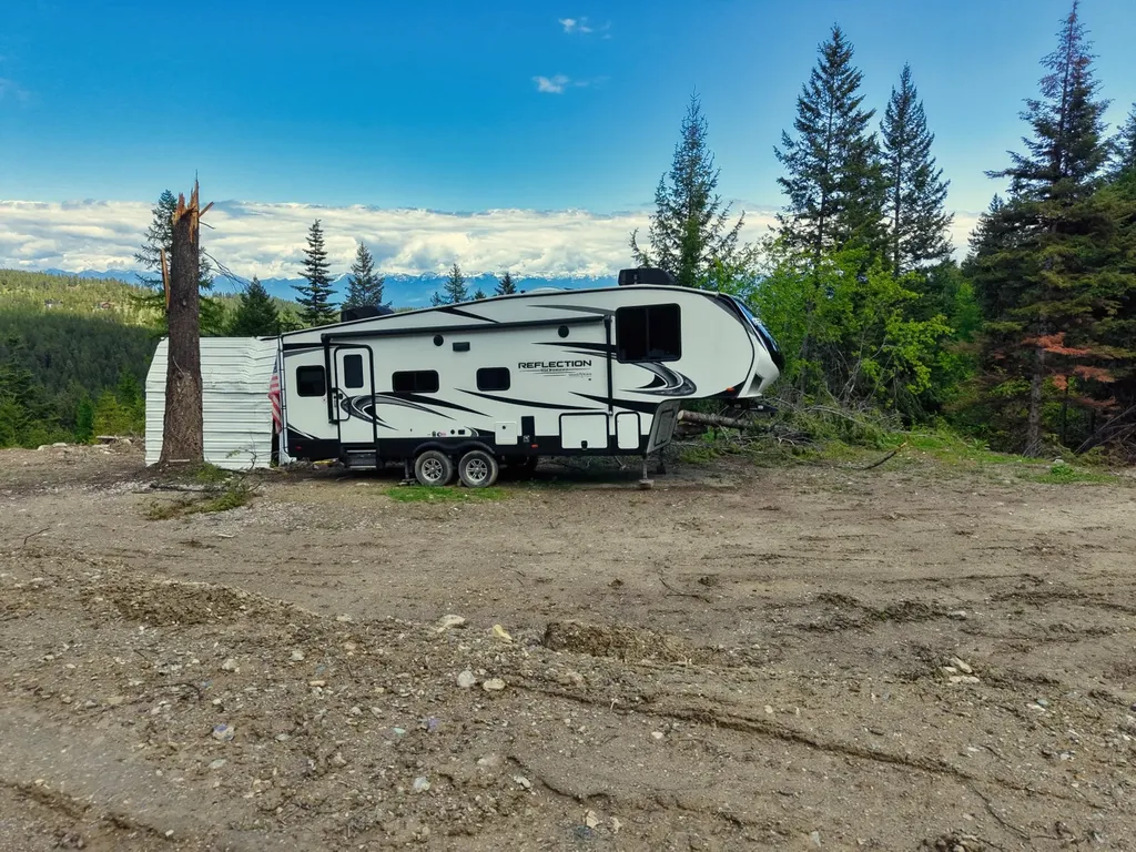 370 Longrider Lane Lakeside MT 59922