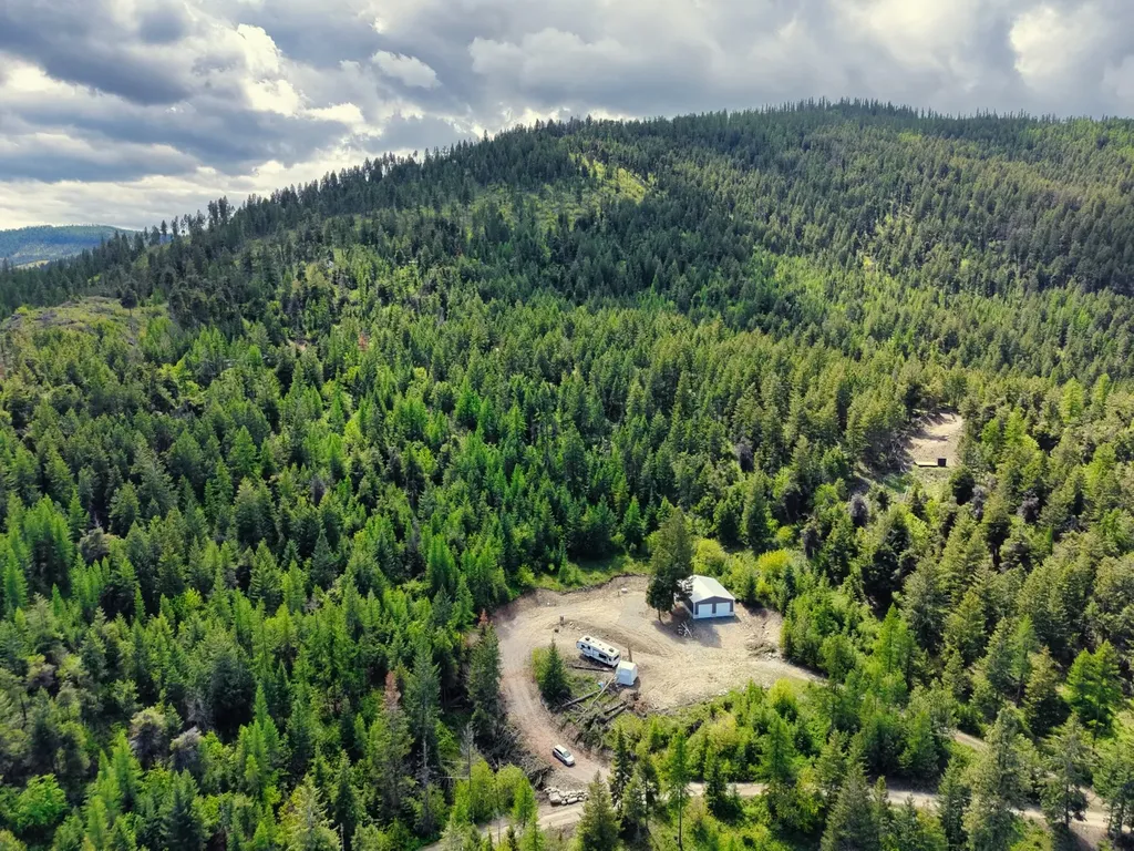 370 Longrider Lane Lakeside MT 59922