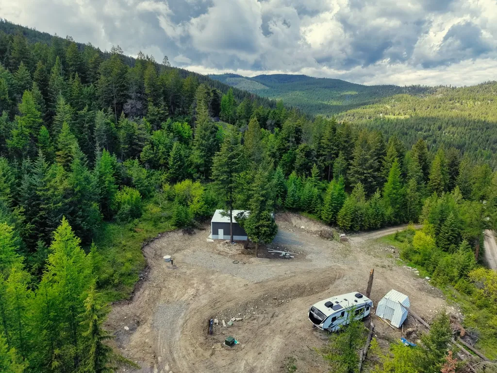 370 Longrider Lane Lakeside MT 59922
