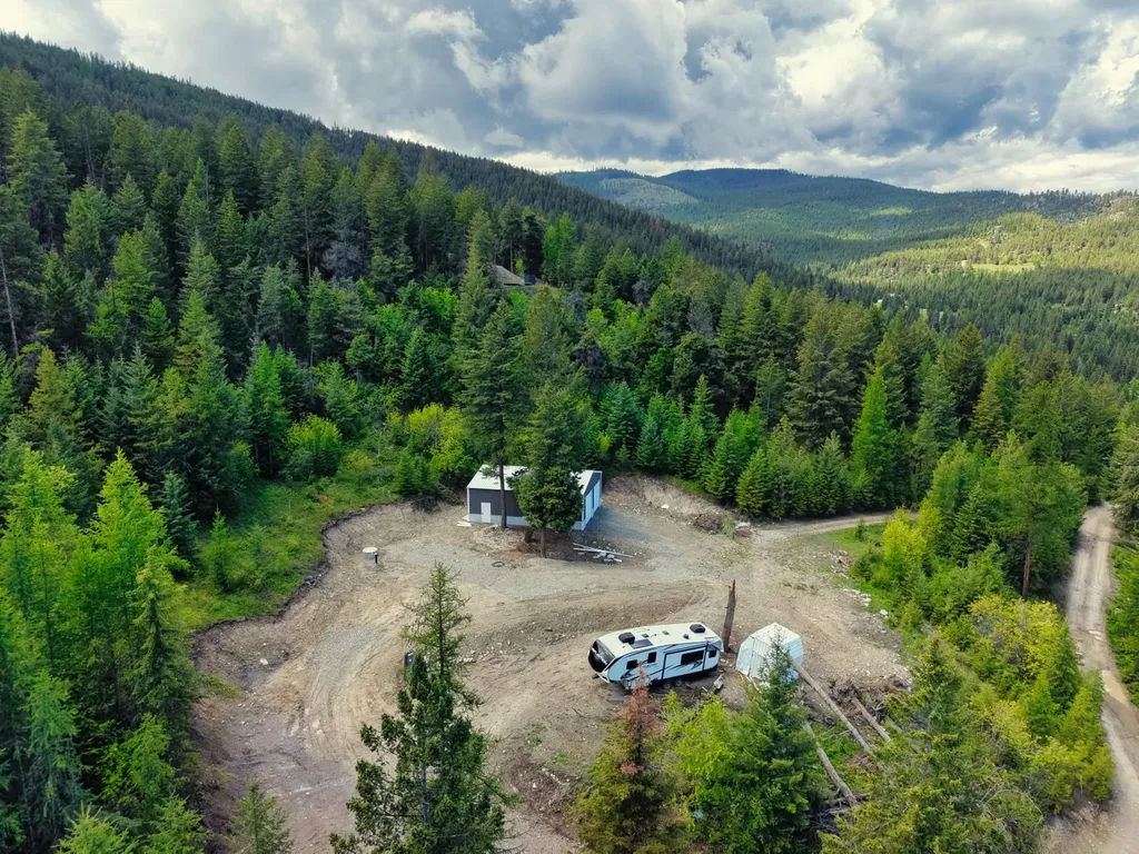 370 Longrider Lane Lakeside MT 59922