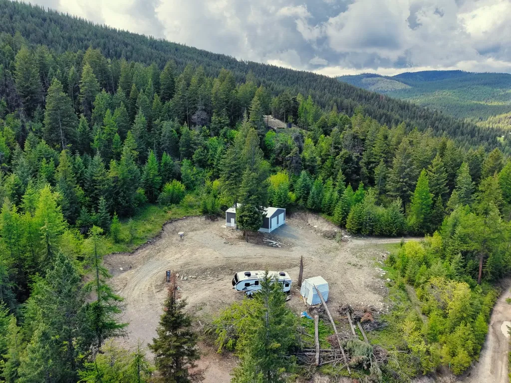 370 Longrider Lane Lakeside MT 59922