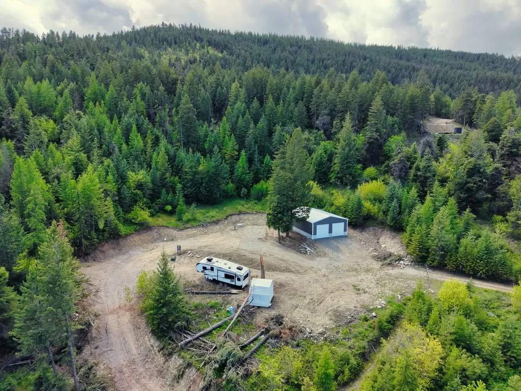 370 Longrider Lane Lakeside MT 59922