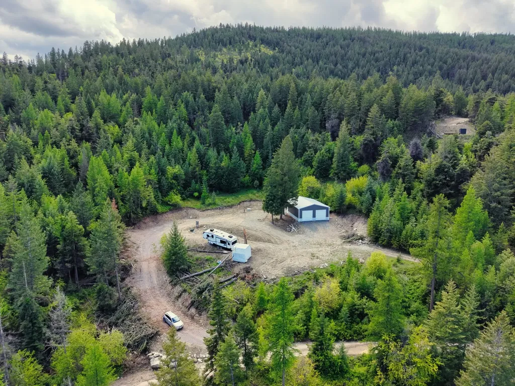 370 Longrider Lane Lakeside MT 59922