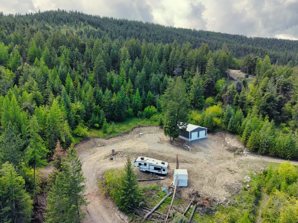 370 Longrider Lane Lakeside MT 59922