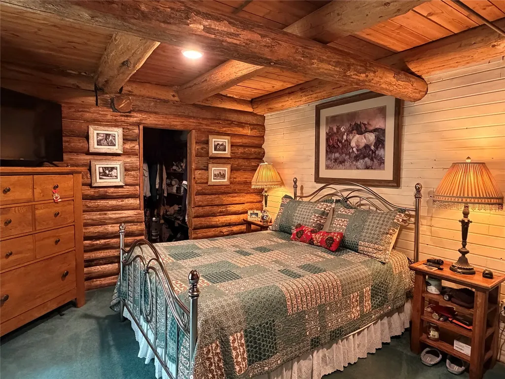 171 Clark Creek Loop Plains MT 59859