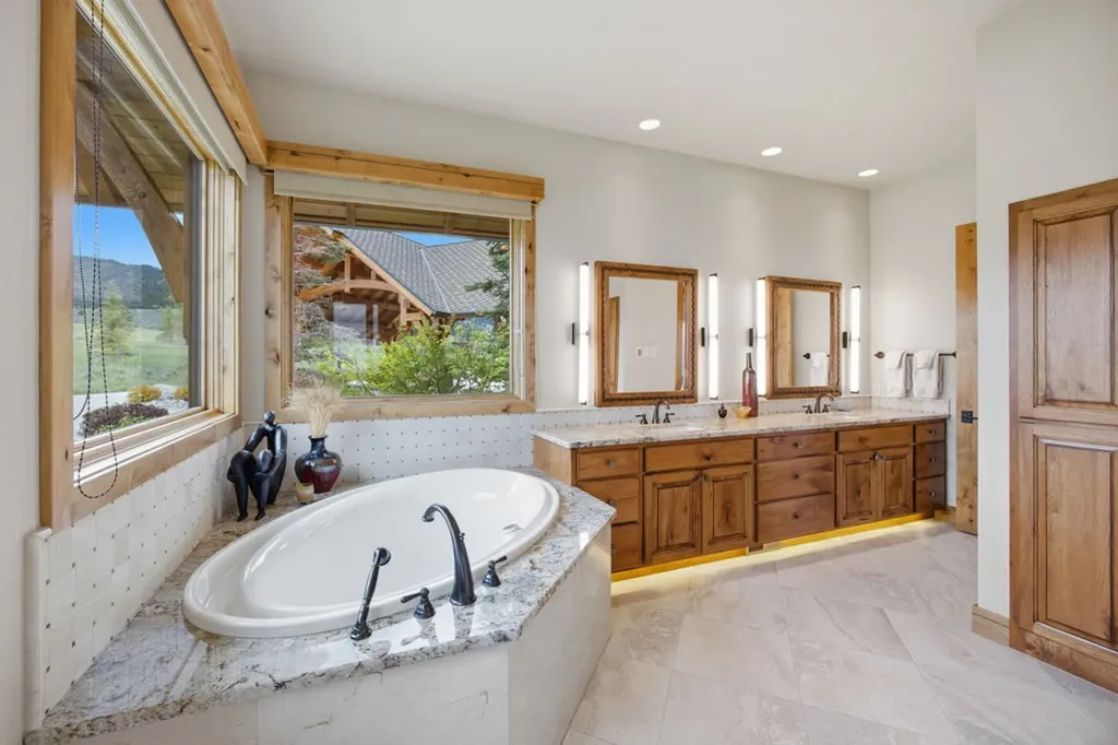 241 Double D Road Stevensville MT 59870