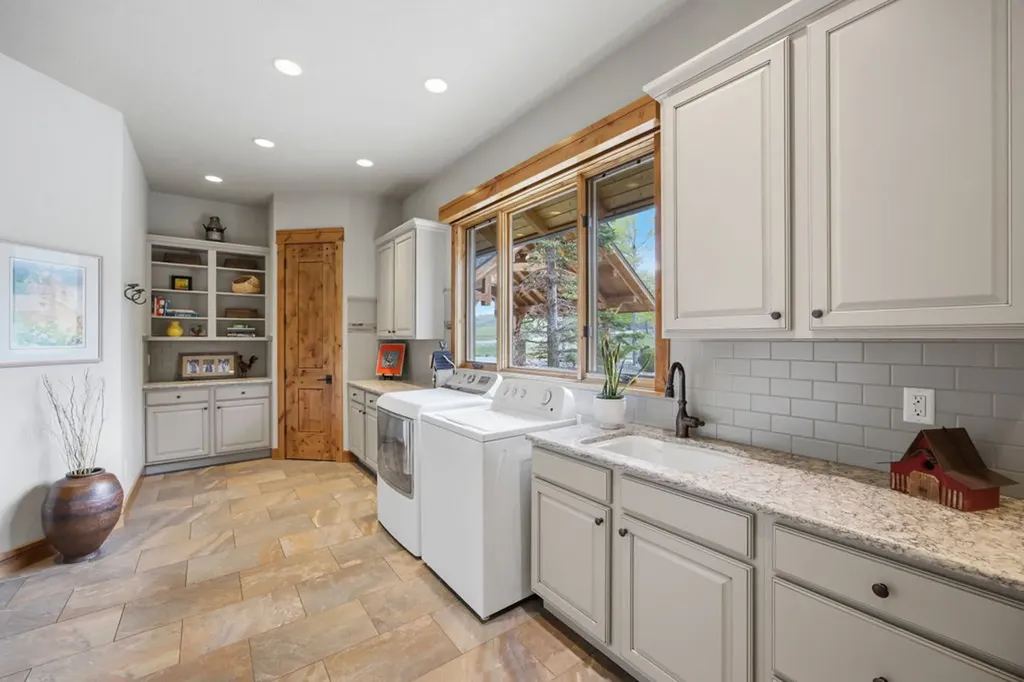 241 Double D Road Stevensville MT 59870