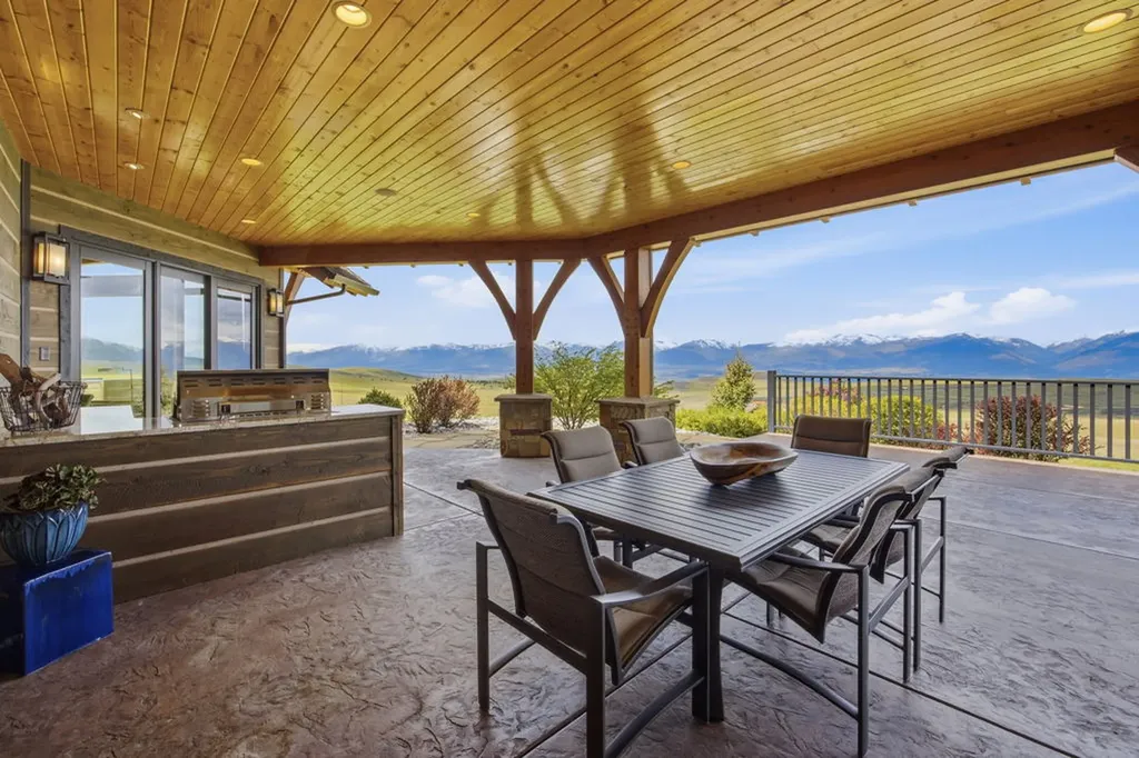 241 Double D Road Stevensville MT 59870