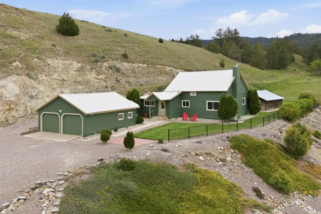 241 Double D Road Stevensville MT 59870