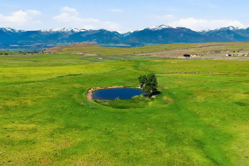 241 Double D Road Stevensville MT 59870